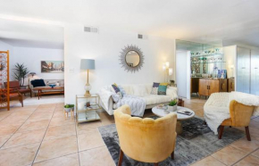 Mid-Century Modern Desert Escape
